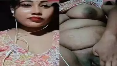 Red lips aunty naked live video call to boyfriend